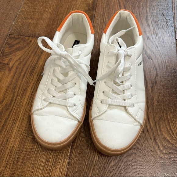 French Connection Becka Low Top Sneaker Size 6.5 - Picture 3 of 8